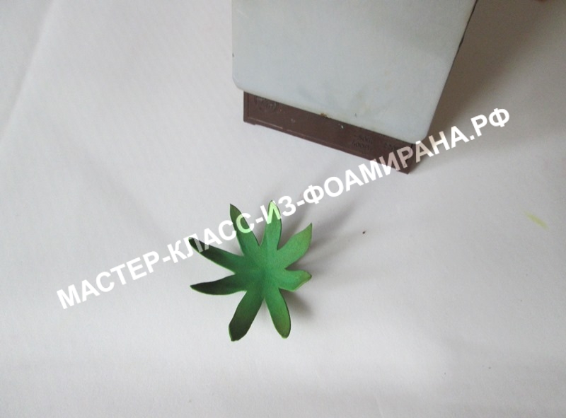 Воротничковый георгин из фоамирана: пошаговый МК с фото
