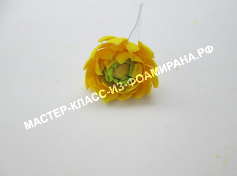 Желтая хризантема из фоамирана, МК, фото